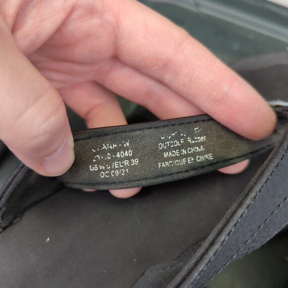 OluKai‎ Ohana Flip Flop Sandals Thongs Women's Size 9 Black - Picture 8 of 8